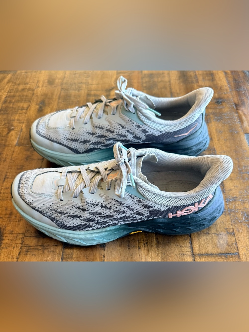 Hoka One One Speedgoat 5 Women’s 9.5B – Harbor Mist/Spruce